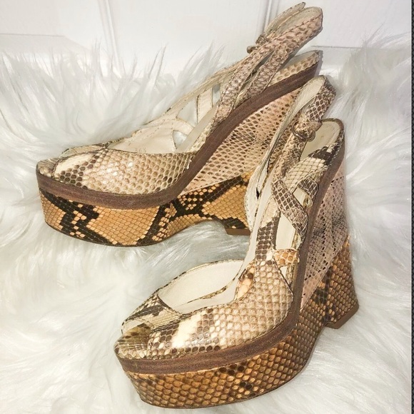 Gucci Kotao Wedge slingback sandal python Beige Gold Python snakeskin wedges - Picture 2 of 10